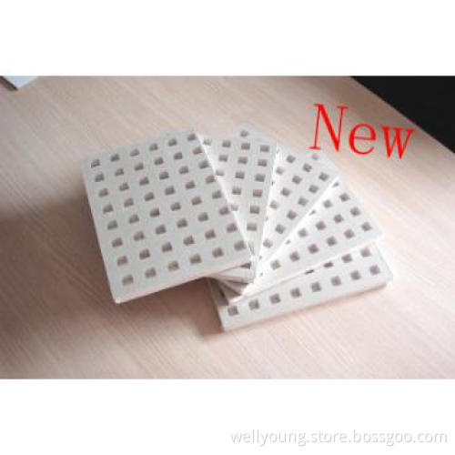 Sound-absorbing decorative ceiling